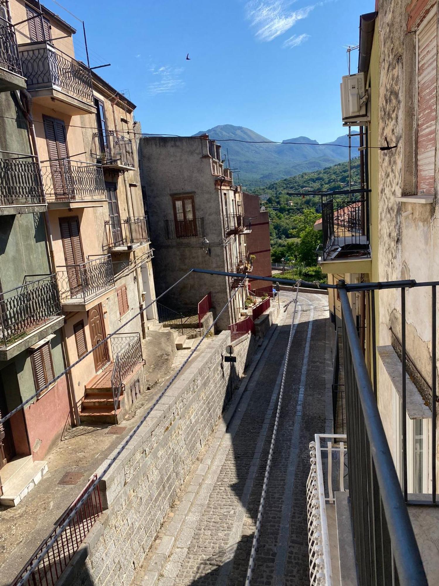 Aria & Bellavista Home Isnello Bagian luar foto
